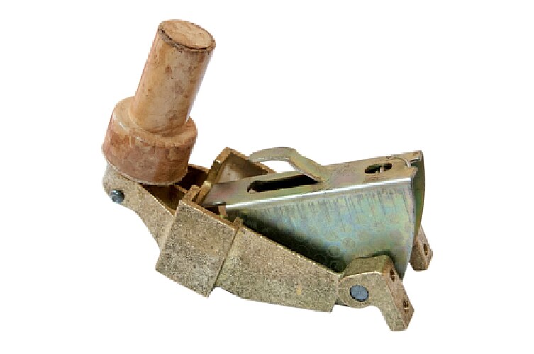 Щеткодержатель